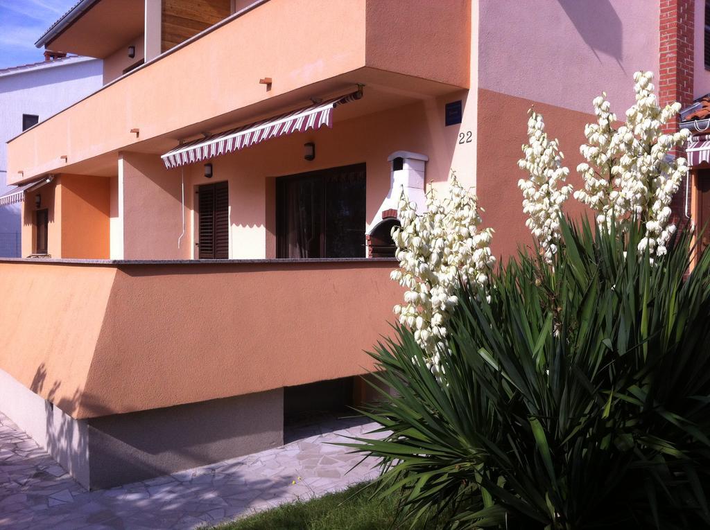 Apartments Karabaic Krk Krk Town Exterior photo